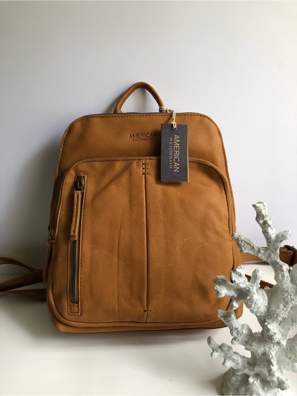 American Leather Co
Tan medium Backpack